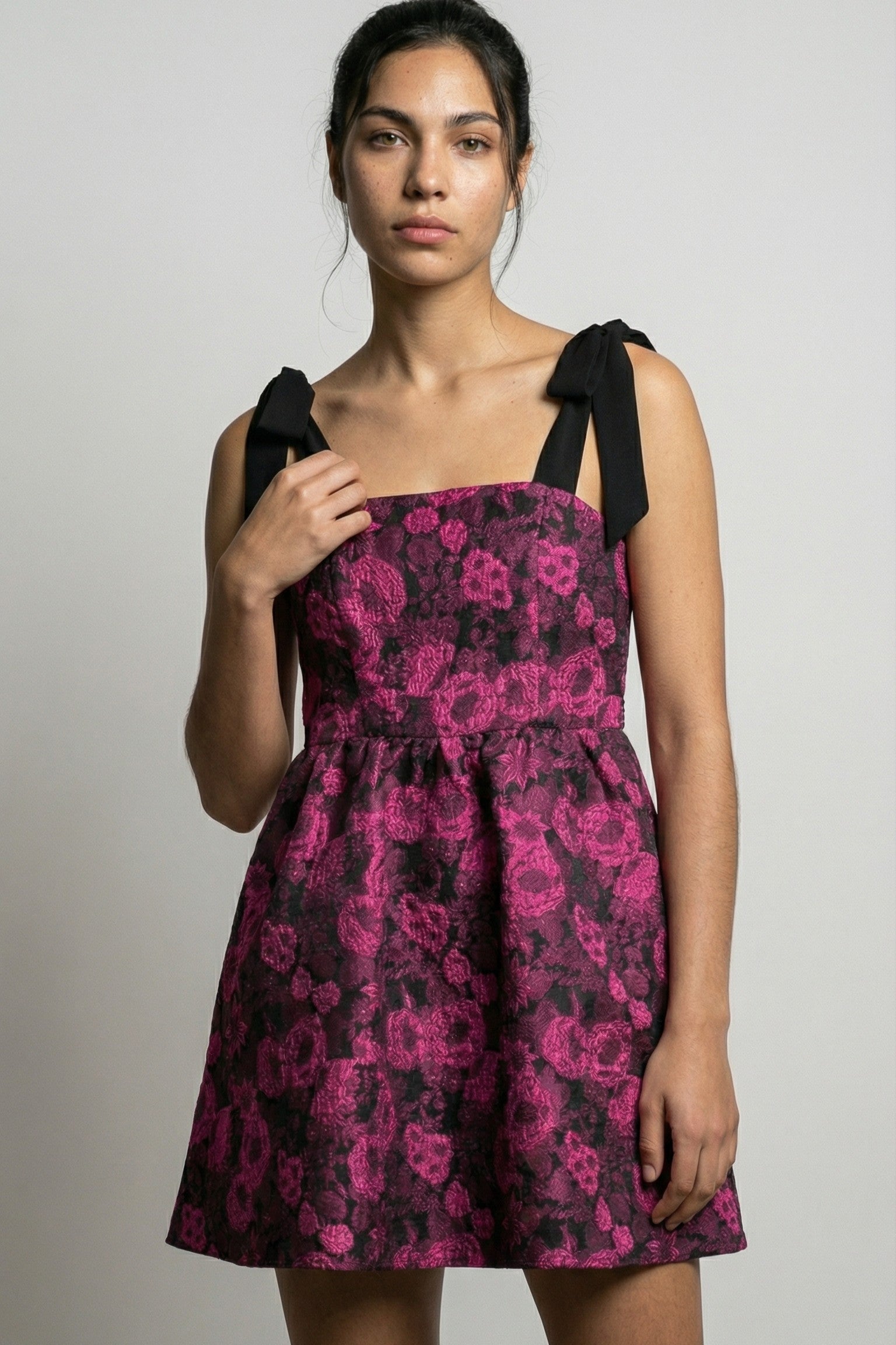 The Midnight Peony Jacquard Muse